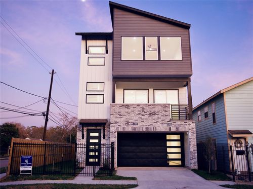 4702 Coke St, Houston, TX, 77020-7116 | Card Image