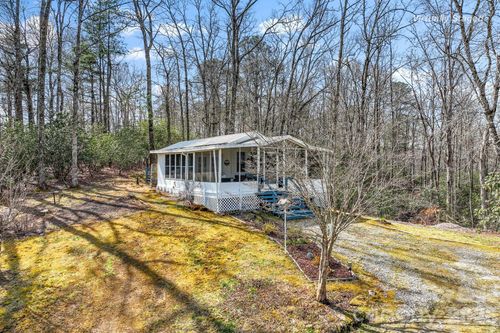 54 S Kimiko Ln, Balsam Grove, NC, 28708-9646 | Card Image