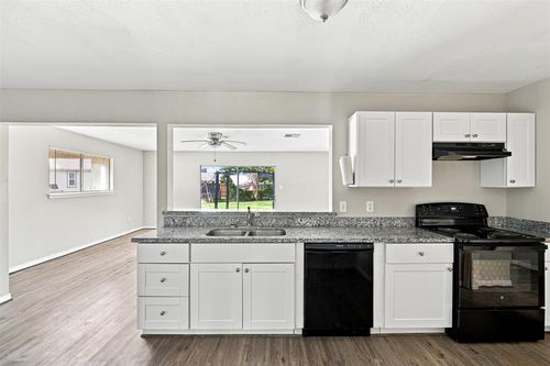 509 Avenue J, South Houston, TX, 77587-4705 | Card Image