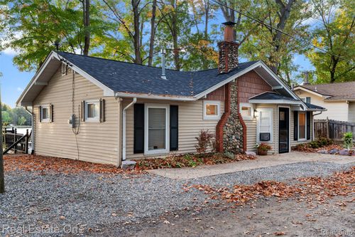 267 Springer Ln, Attica, MI, 48412-9616 | Card Image