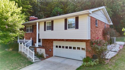 16 Barrington Rd, Nitro, WV, 25143-1139 | Card Image