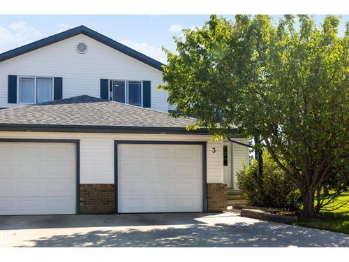 3-450 Hyndman Cres Nw, Edmonton, AB, T5A0E2 | Card Image