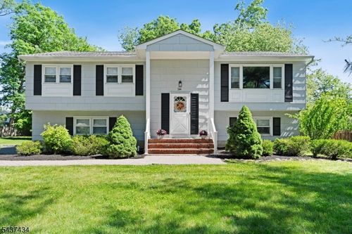 244 Malapardis Rd, Cedar Knolls, NJ, 07927-1009 | Card Image