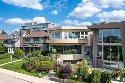 616 Saskatchewan Cres E, Saskatoon, SK, S7N0K9 | Card Image