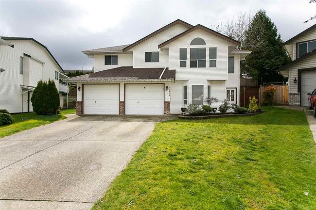 32826 Harwood Place, House other with 4 bedrooms, 3 bathrooms and 6 parking in Abbotsford BC | Image 1