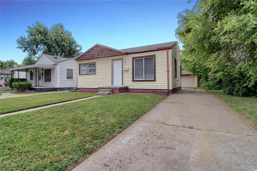 7218 Theut Ave, Warren, MI, 48091-2029 | Card Image