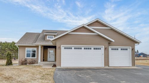 17244 109th Ave, Chippewa Falls, WI, 54729-5372 | Card Image