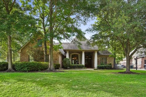 192 Glendurgan Way, Madisonville, LA, 70447-3400 | Card Image