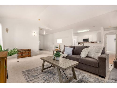 5275 W 9th Street Dr, Greeley, CO, 80634-4463 | Card Image