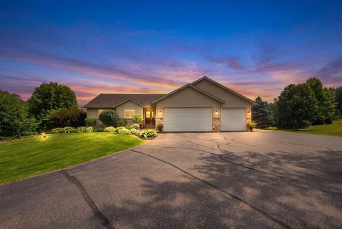 413 New Century Dr, Hudson, WI, 54016-8175 | Card Image