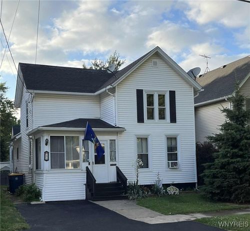 33 Irving St, Lockport, NY, 14094-2515 | Card Image