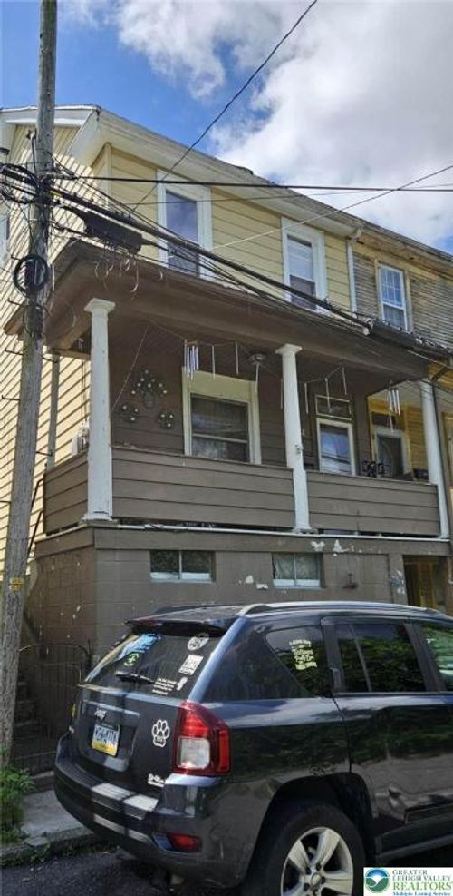 262 E Kline Ave, Lansford, PA, 18232-2114 | Card Image