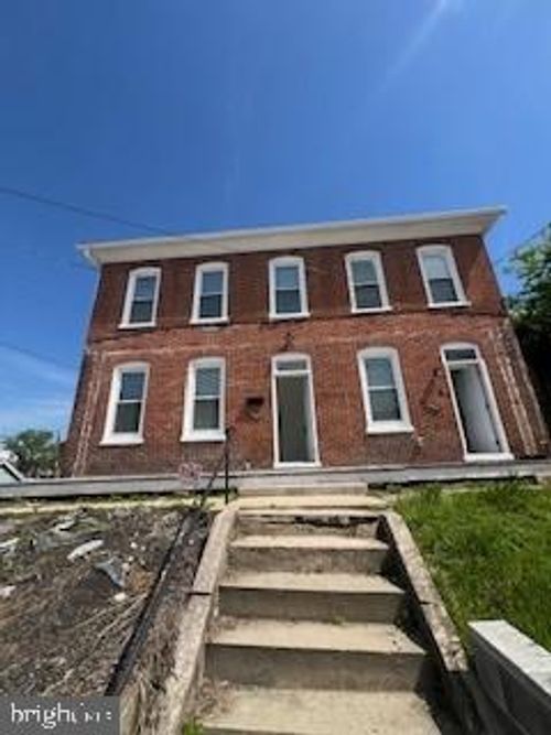 232 Jefferson St, HAGERSTOWN, MD, 21740-4024 | Card Image