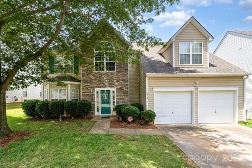6619 Bittinger Ct, Charlotte, NC, 28216-8920 | Card Image