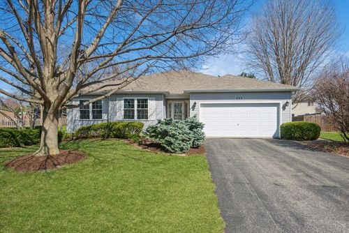 233 Spring Ct, North Aurora, IL, 60542-1764 | Card Image