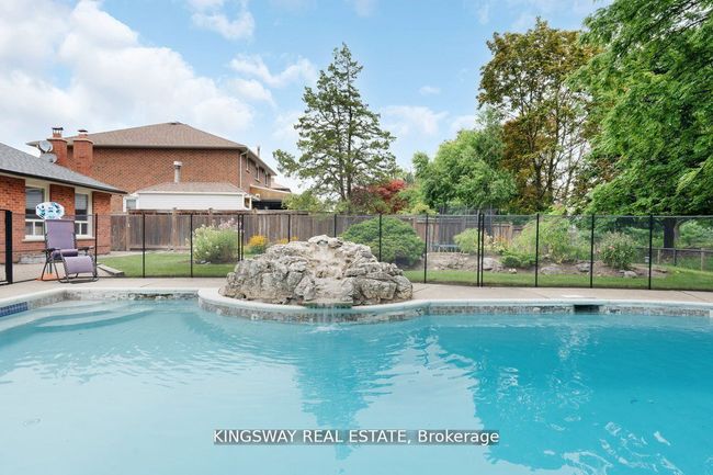 265 Wycliffe Ave, House other with 7 bedrooms, 5 bathrooms and 6 parking in Woodbridge ON | Image 32
