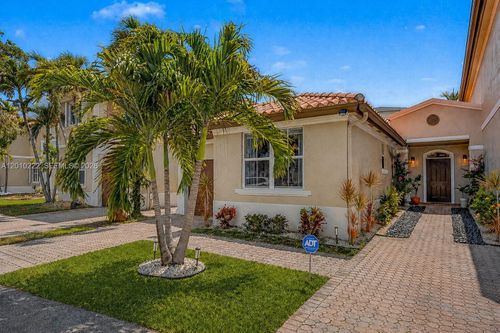 14231 Nw 83rd Ave, Miami Lakes, FL, 33016-5715 | Card Image