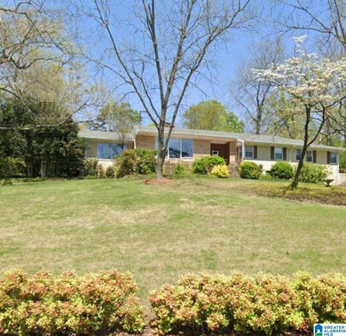 2710 Shades Crest Rd, Vestavia Hills, AL, 35216-1019 | Card Image