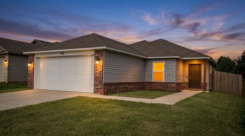968 S Brambling Ln, Fayetteville, AR, 72701-5651 | Card Image