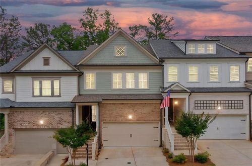 233 Retreat Ln, Canton, GA, 30114-3207 | Card Image