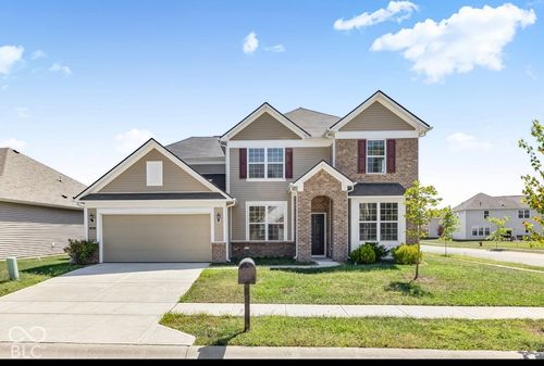 5405 Lavender Dr, Plainfield, IN, 46168-5829 | Card Image