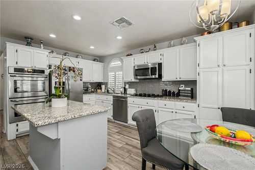 9824 Cactus View Ave, Las Vegas, NV, 89117-0174 | Card Image