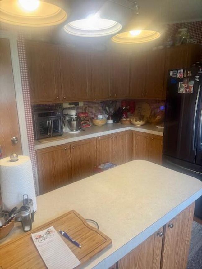 92 Spring Meadow Cir, House other with 4 bedrooms, 2 bathrooms and null parking in Campbellsville KY | Image 20
