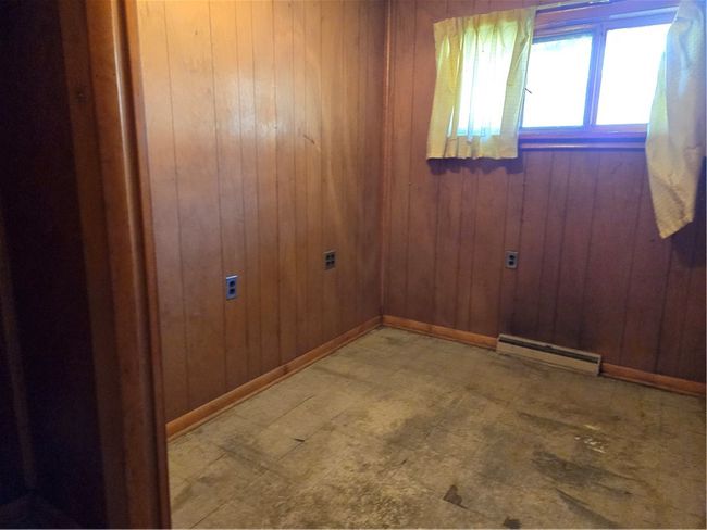 1143 Beechview Ave, House other with 4 bedrooms, 1 bathrooms and 1 parking in Monessen PA | Image 7