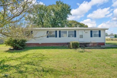 7398 Asheville Highway, House other with 3 bedrooms, 2 bathrooms and null parking in Greeneville TN | Image 1