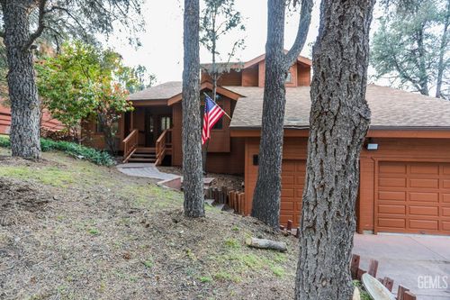 2701 Hillcrest Court, Pine Mountain Club, CA, 93225 | Card Image