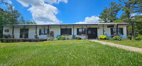 19145 30th Ave, Barryton, MI, 49305-9368 | Card Image