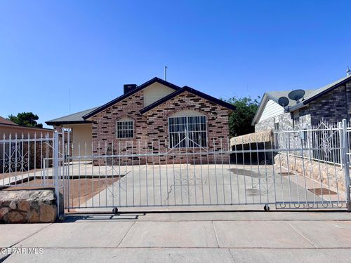 11924 Kings Guard Dr, El Paso, TX, 79936-0804 | Card Image