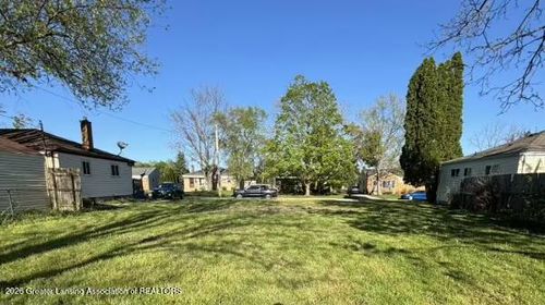 1115 Boynton Dr, Lansing, MI, 48917-5706 | Card Image