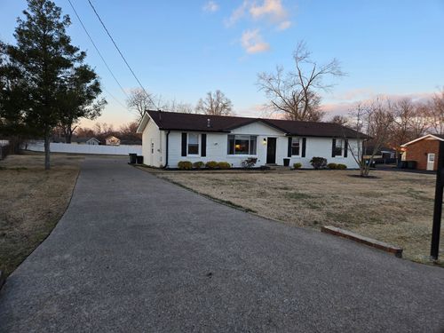 132 Neverbreak Dr, Hendersonville, TN, 37075-5034 | Card Image