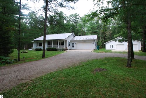 4290 Rifle River Trl, Prescott, MI, 48756-9347 | Card Image
