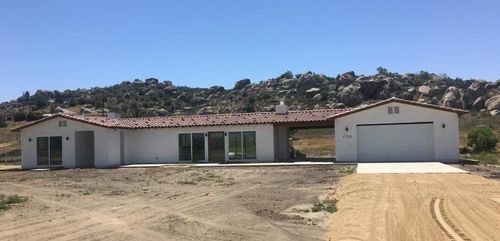 41265 Lakeshore Blvd, Aguanga, CA, 92536-9354 | Card Image