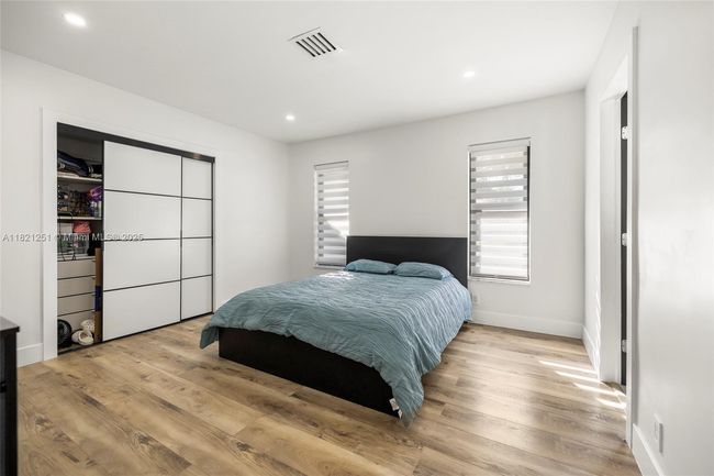 3910 Ne 27 Th Ter, House other with 4 bedrooms, 3 bathrooms and null parking in Lighthouse Point FL | Image 21