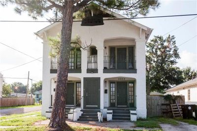 2933 Pine Street, Home with 8 bedrooms, 6 bathrooms and null parking in New Orleans LA | Image 2