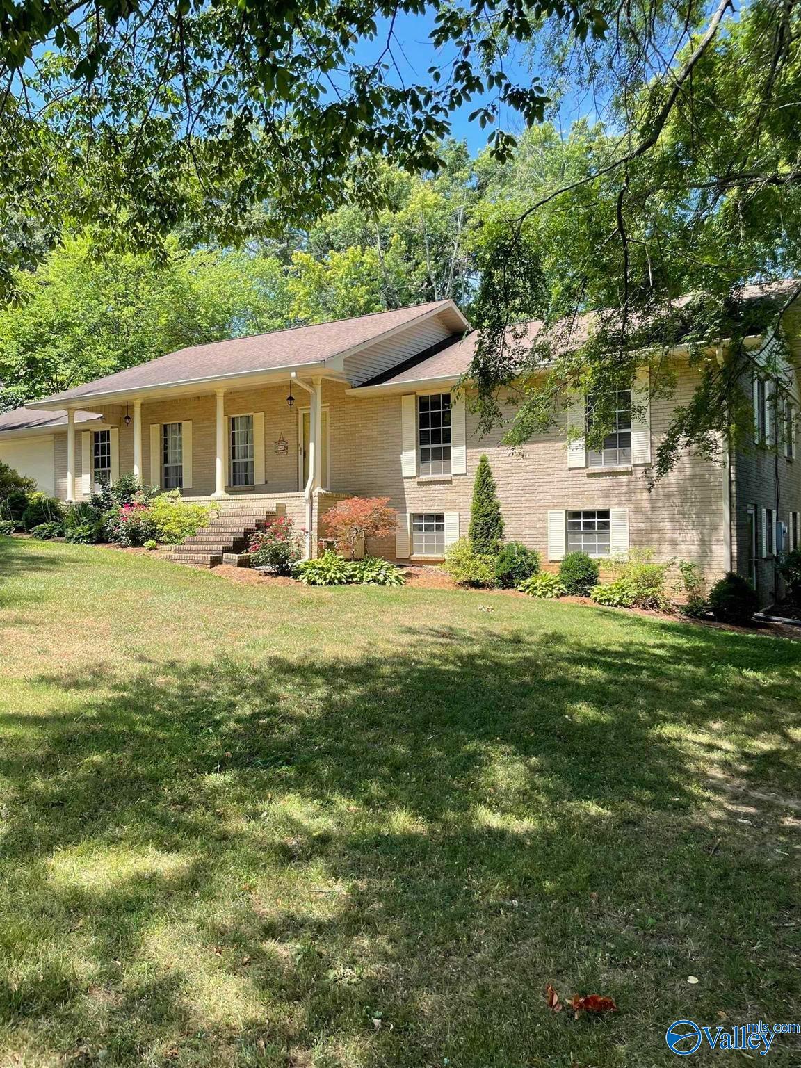 Ruth St, Scottsboro, AL 35769 #1