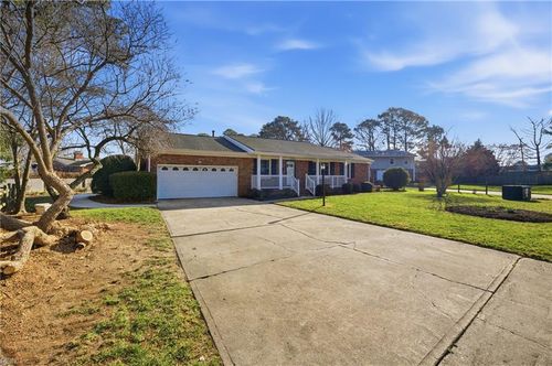1695 Meredith Rd, Virginia Beach, VA, 23455-3222 | Card Image
