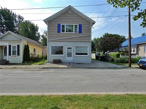 141 Niagara St, Tonawanda, NY, 14150-1002 | Card Image