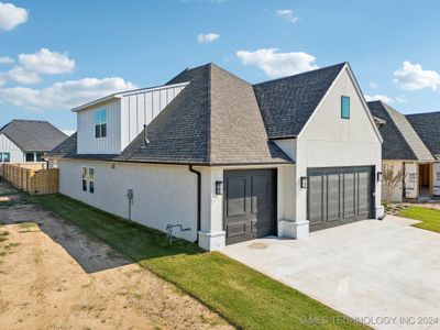 13715 S 20th Place E, House other with 4 bedrooms, 3 bathrooms and null parking in Bixby OK | Image 2