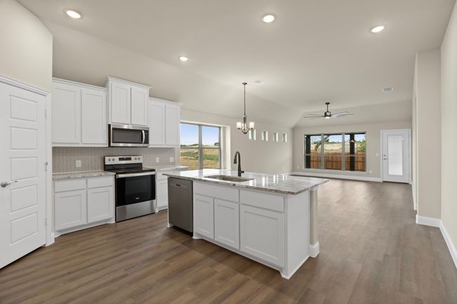 117 Loveta Ln, House other with 3 bedrooms, 2 bathrooms and null parking in Boyd TX | Image 5