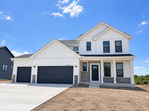 N101W16895 Tanglewood Dr, Germantown, WI, 53022-1227 | Card Image