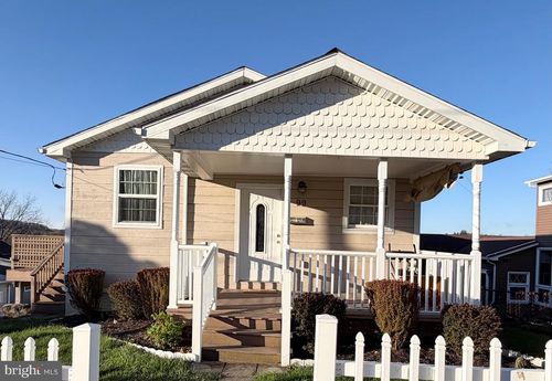 99 Washington St, FROSTBURG, MD, 21532-1919 | Card Image