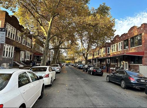 348 Legion St, Brooklyn, NY, 11212-4088 | Card Image