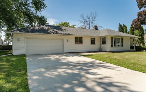 128 21st Street Se, Rochester, MN, 55904 | Card Image