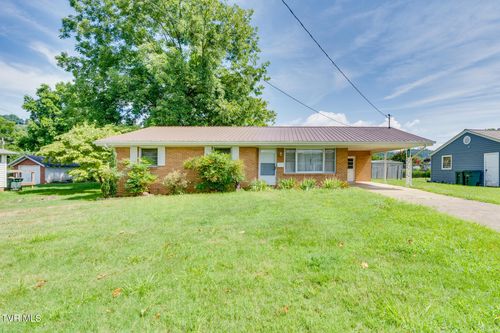 607 Race St, Elizabethton, TN, 37643-2230 | Card Image