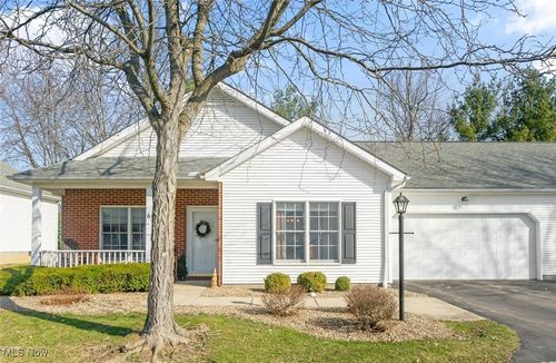 6 Hedgerows, New Middletown, OH, 44442-9773 | Card Image