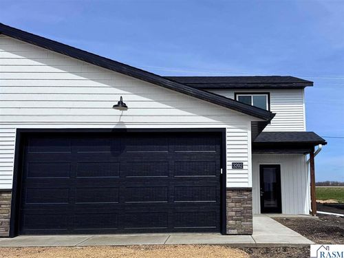 3202 Scotch Lane, Mankato, MN, 56001 | Card Image